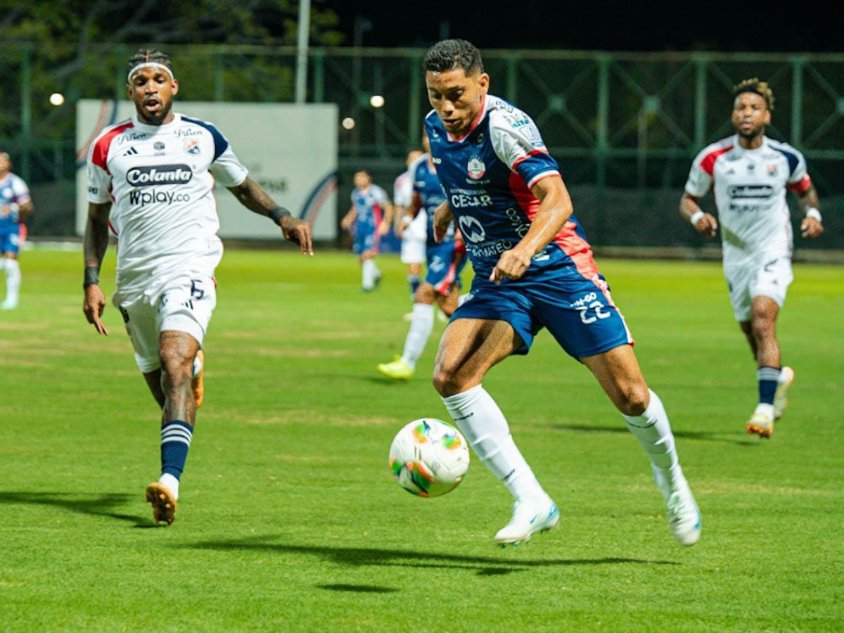 Más allá del terreno deplorable, Alianza Valledupar demostró carácter y rescató el empate ante DIM