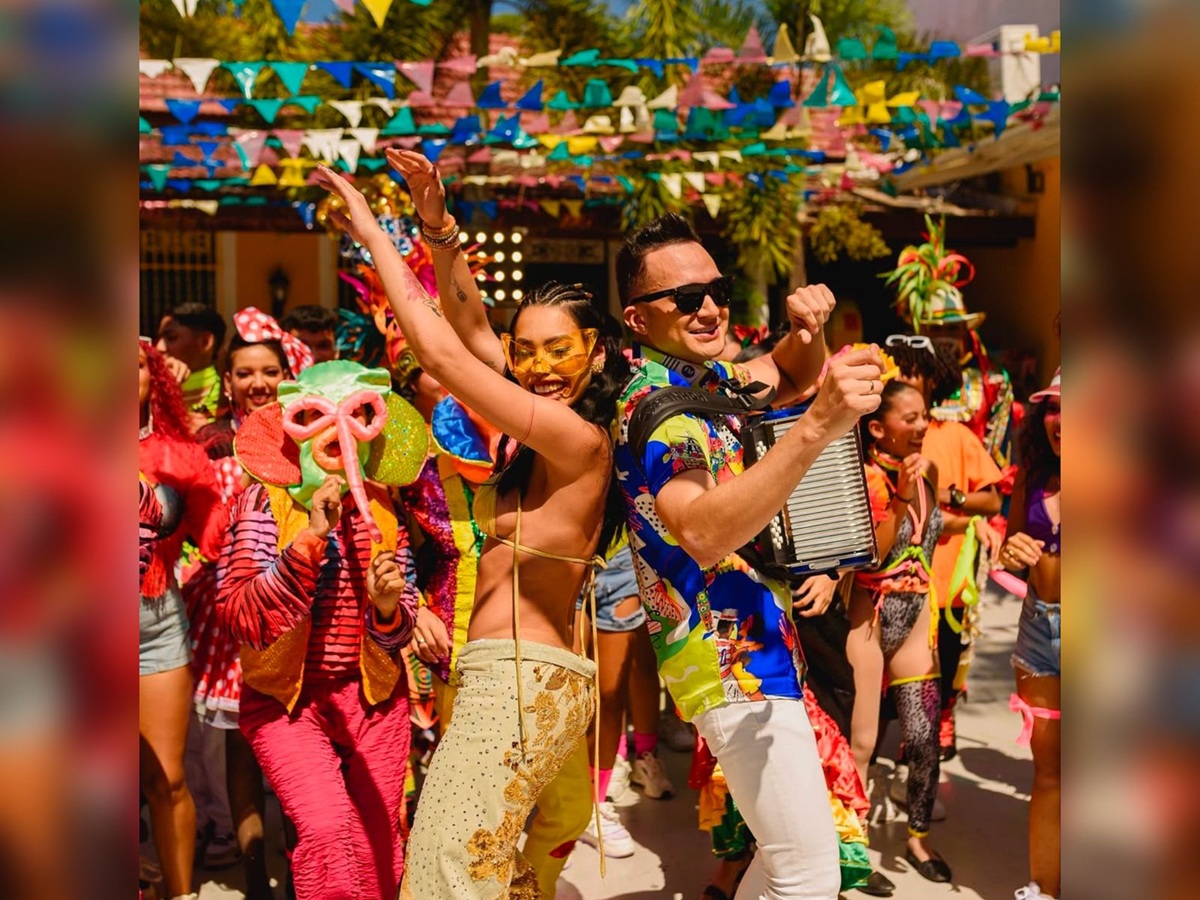 Así suena el ‘Mosaico Currambero’ de Ana del Castillo y Sergio Luis Rodríguez: para bailar en los Carnavales