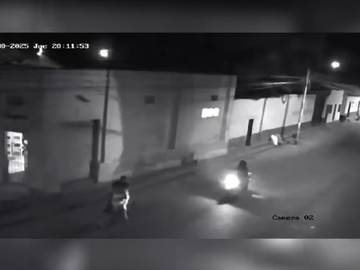 PIE DE FOTO: En el mismo suceso el acompañante de la mujer resultó herido. Foto: Comunidad