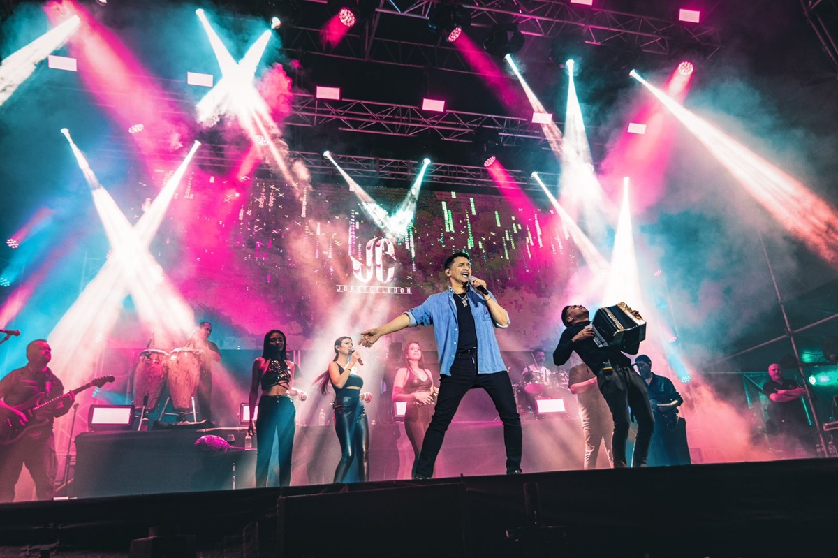 Jorge Celedón lleva el vallenato al exterior con más de 15 conciertos