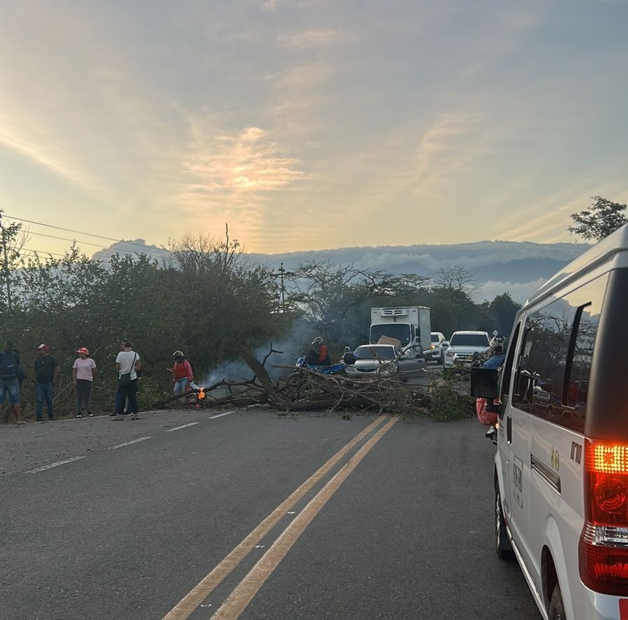 Bloqueos en La Guajira.
