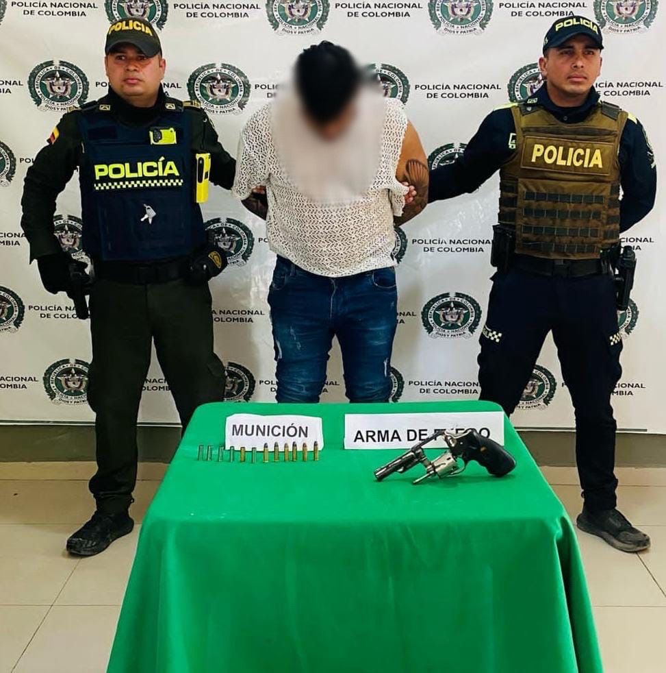 Este sería el responsable de homicidio a tiros de un hombre frente a su pareja en Bosconia