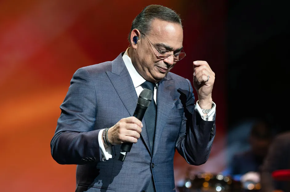 Gilberto Santa Rosa cantará en el cierre del Festival Vallenato 2025: boletas y localidades