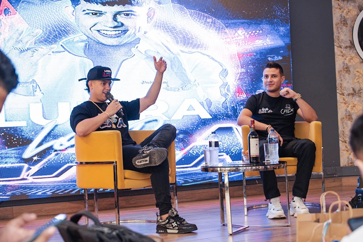 Luisra Solano y ‘Chide’ García presentan el álbum ‘Los de la A’: ¿Qué simboliza este título?