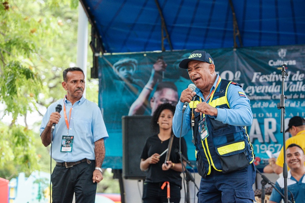 Con perrenque, arrancaron los gallos mayores de la Piqueria del Festival Vallenato 2025
