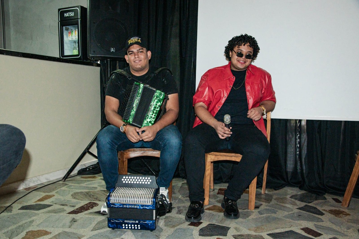 Juan Jaime Peñaranda y Adaníes Jr. lanzan ‘Motel y Tequila’: “Le apostamos a la música propia”