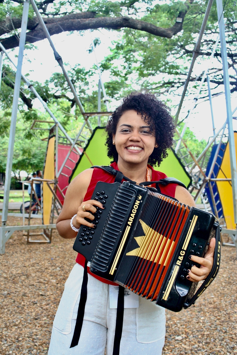 Jenifer Aragón deslumbró en el Festival de la Leyenda Vallenata con un vestido que refleja la fuerza y elegancia de la mujer guajira. Foto: Cortesía.