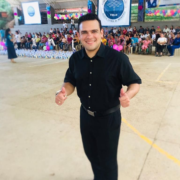 Diego Armando Pineda Maestre, cantante vallenato asesinado.