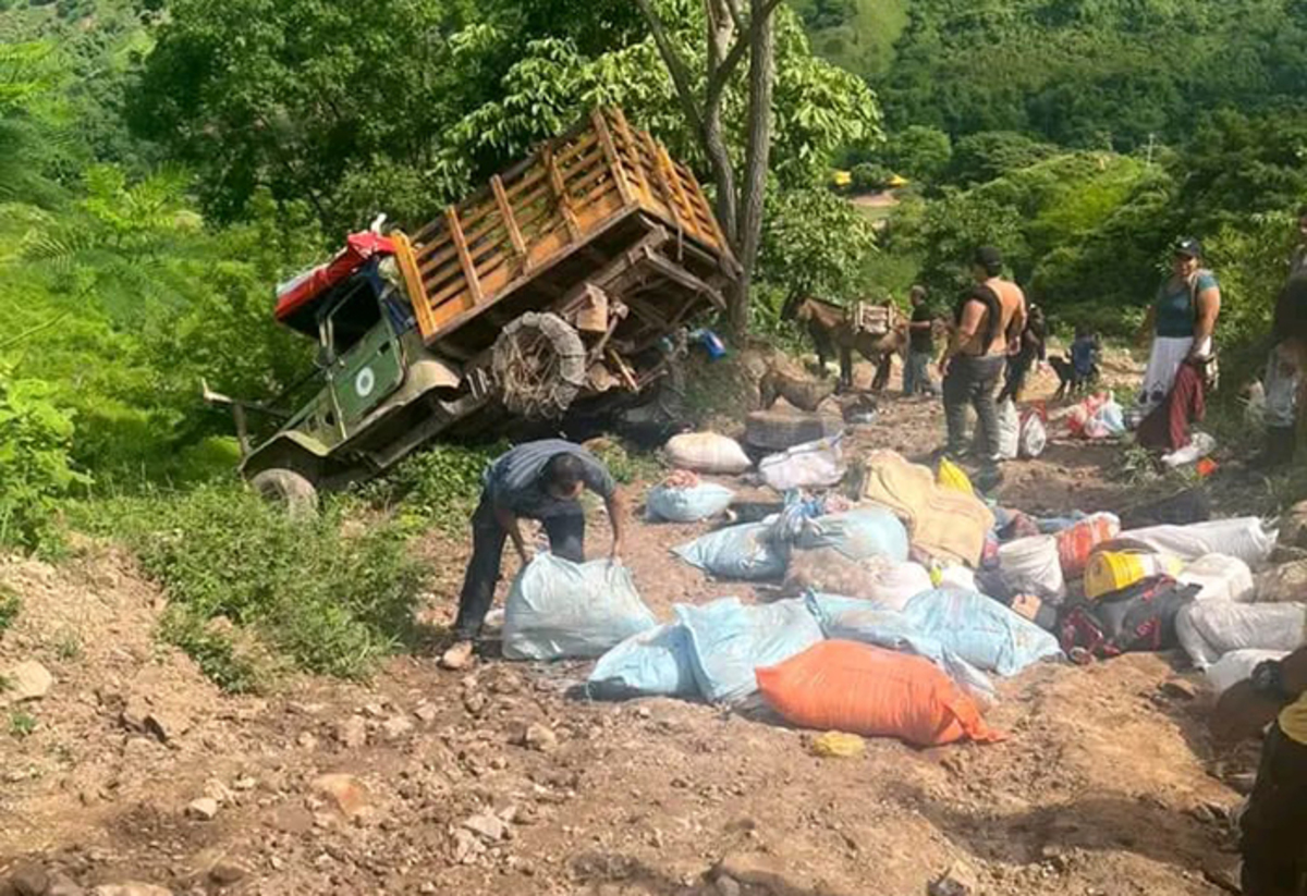 Seis campesinos heridos en accidente vial cuando transportaban alimentos en Codazzi: entre ellos dos niños