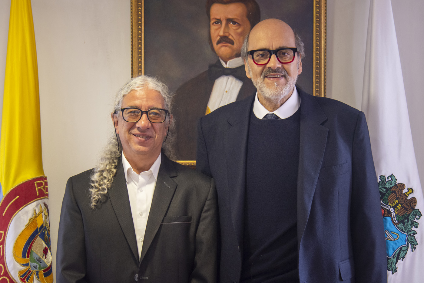 El rector Leopoldo Alberto Múnera Ruiz y el vicerrector Camilo Alberto Borrero García. Foto: Agencia de Noticias UNAL.