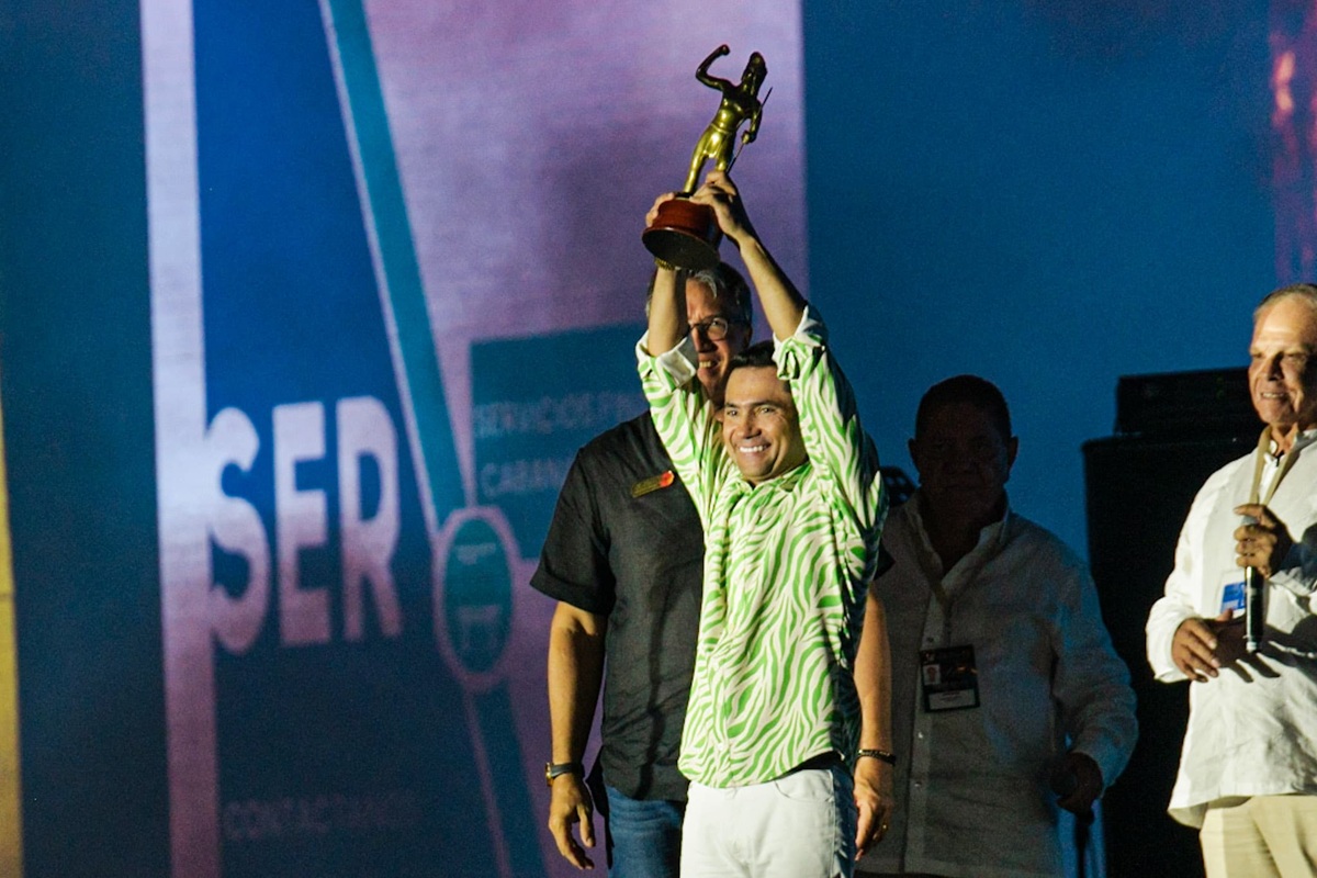 “Esta corona no es mía, es de toda una dinastía”: Iván Zuleta, Rey Vallenato 2025