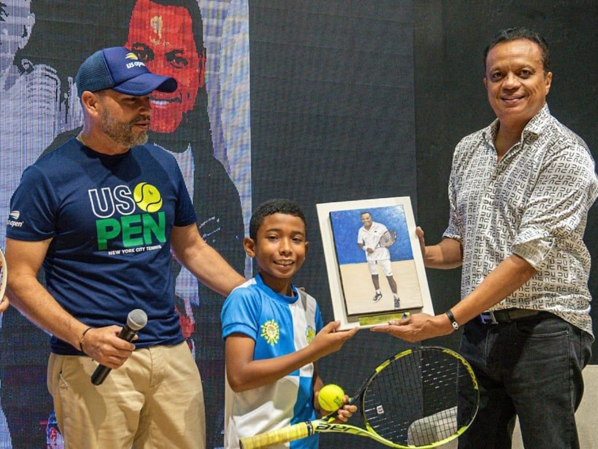 Federación Colombiana de Tenis homenajeó a Omar Geles por impulsar el tenis en Valledupar