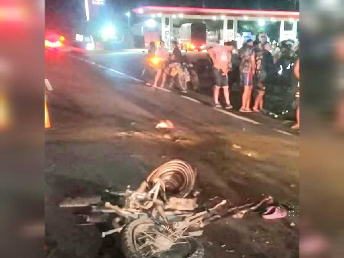 Dos hombres murieron en choque con tractocamión en San Alberto