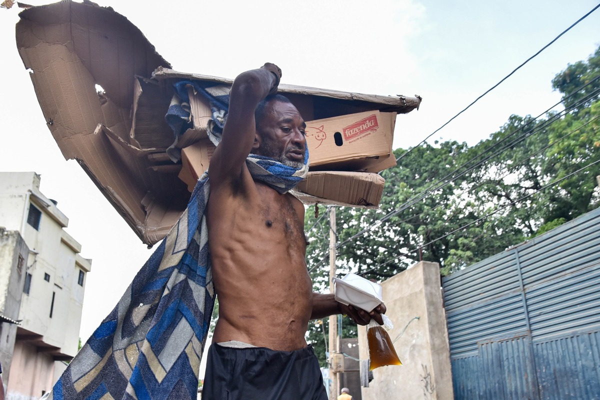 Habitantes de calle caracterizados en Valledupar durante la última jornada de atención integral, que incluyó 113 personas con perfil socioeconómico y de salud registrado. Foto: Jesús Ochoa.