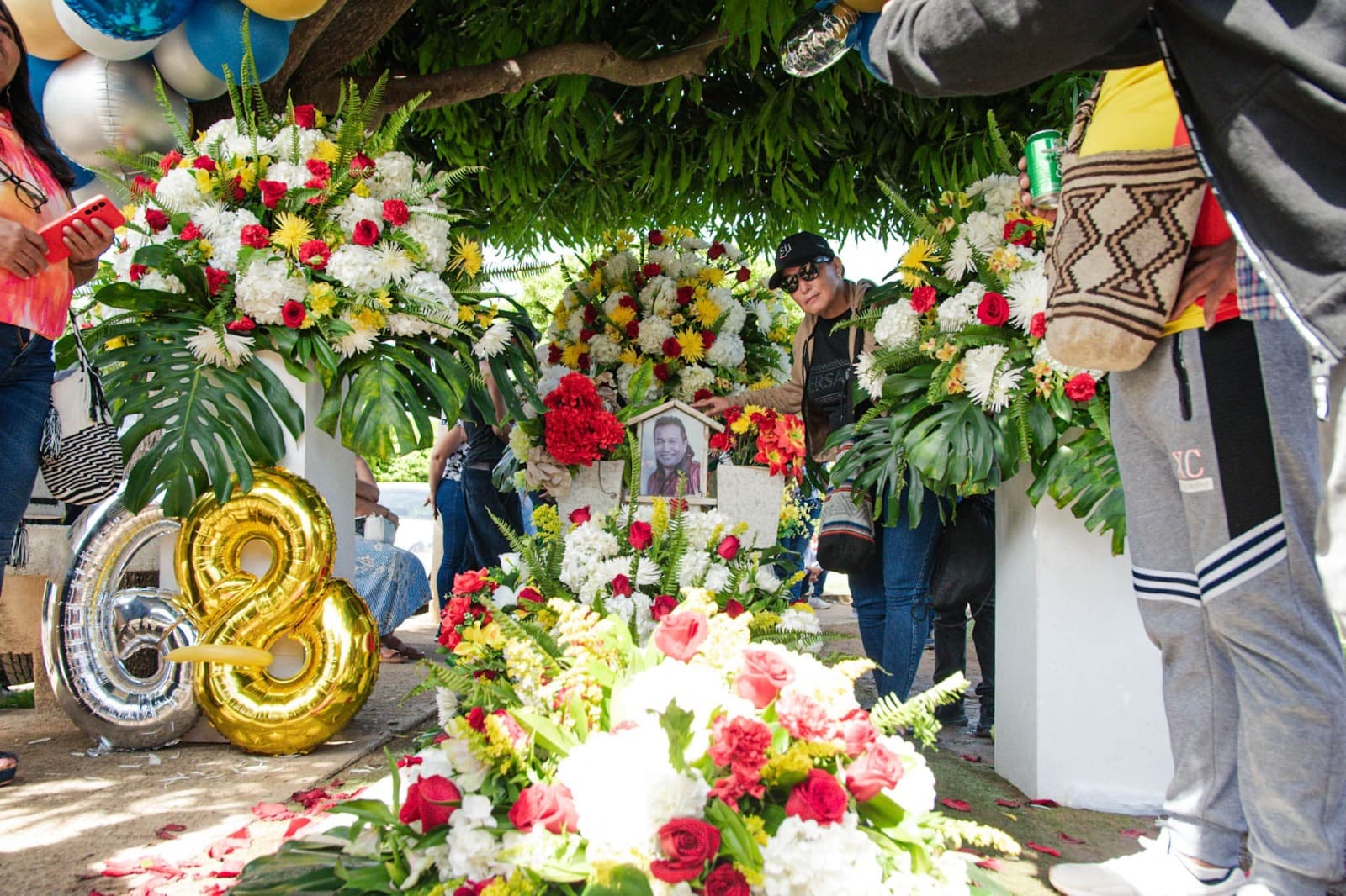 Devoción, música y negocio: así se vivió el natalicio de Diomedes Díaz en Valledupar