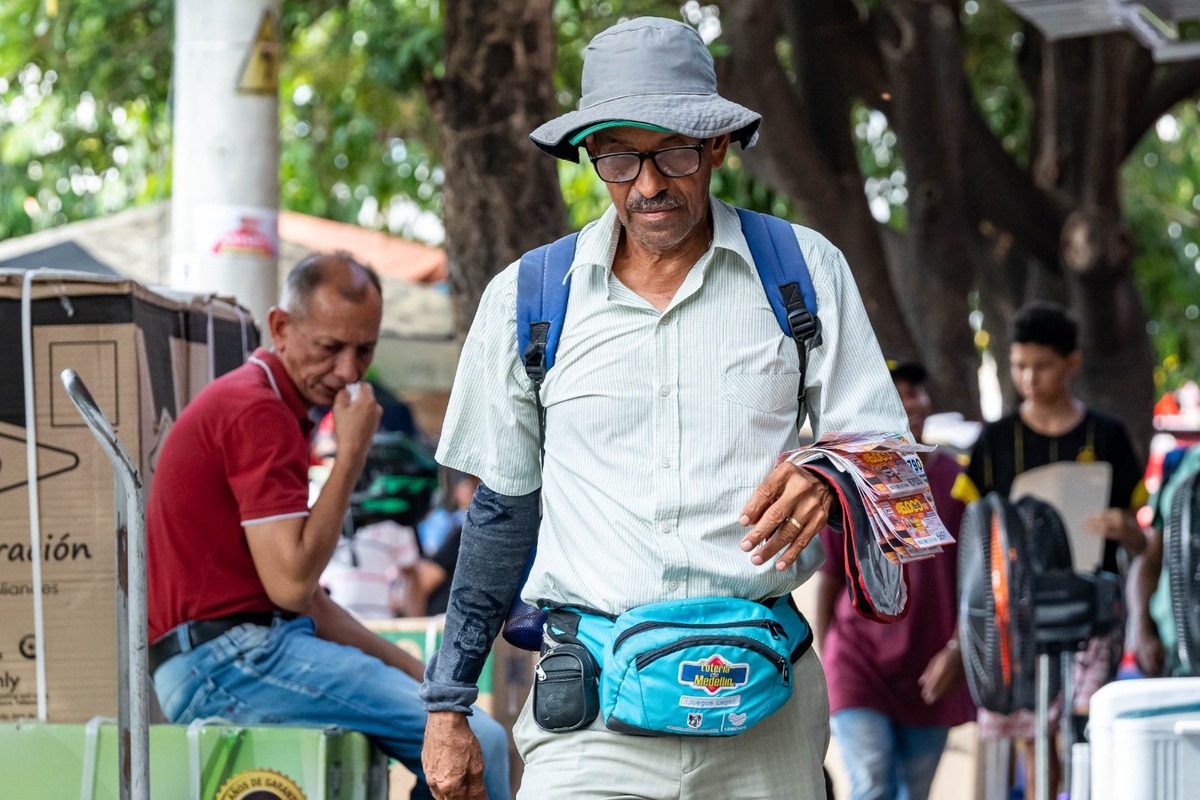 La informalidad laboral en el municipio se mantiene por encima del 60 %. / FOTO: Jesús Ochoa.