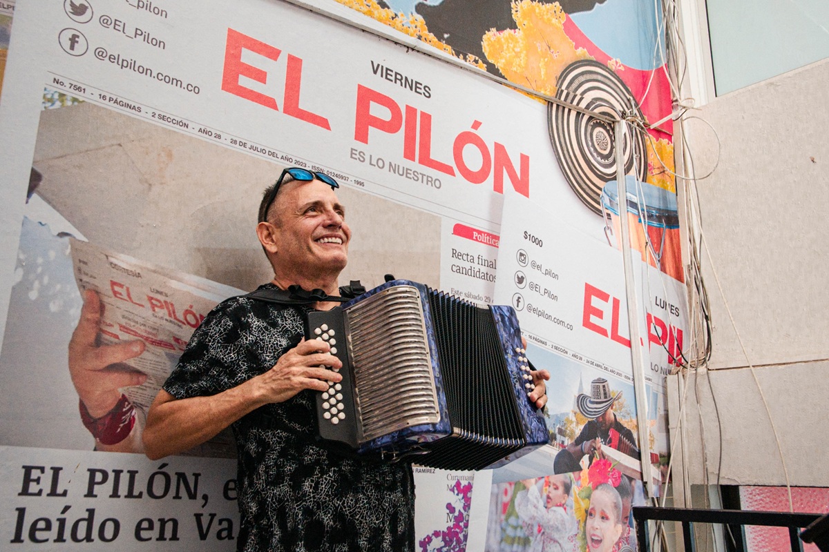 “Los jurados que escogen no saben de fluidez e improvisación”: Julián Rojas tras su eliminación del Festival Vallenato