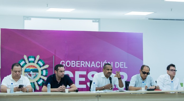 Encuentro de autoridades departamentales y alcaldes