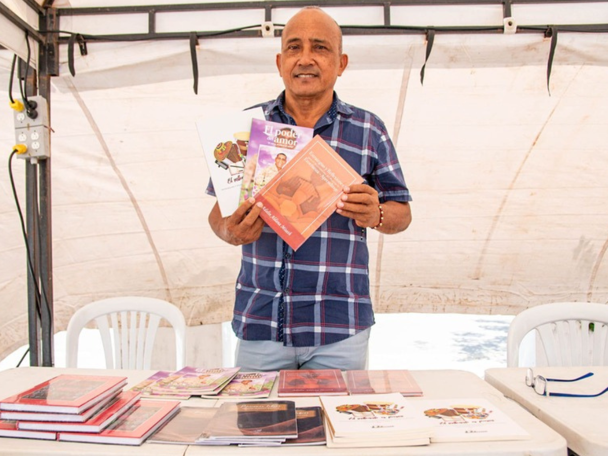 Adalín Aldana, el poder de escribir desde el corazón: la voz poética de La Loma en Felva 2025