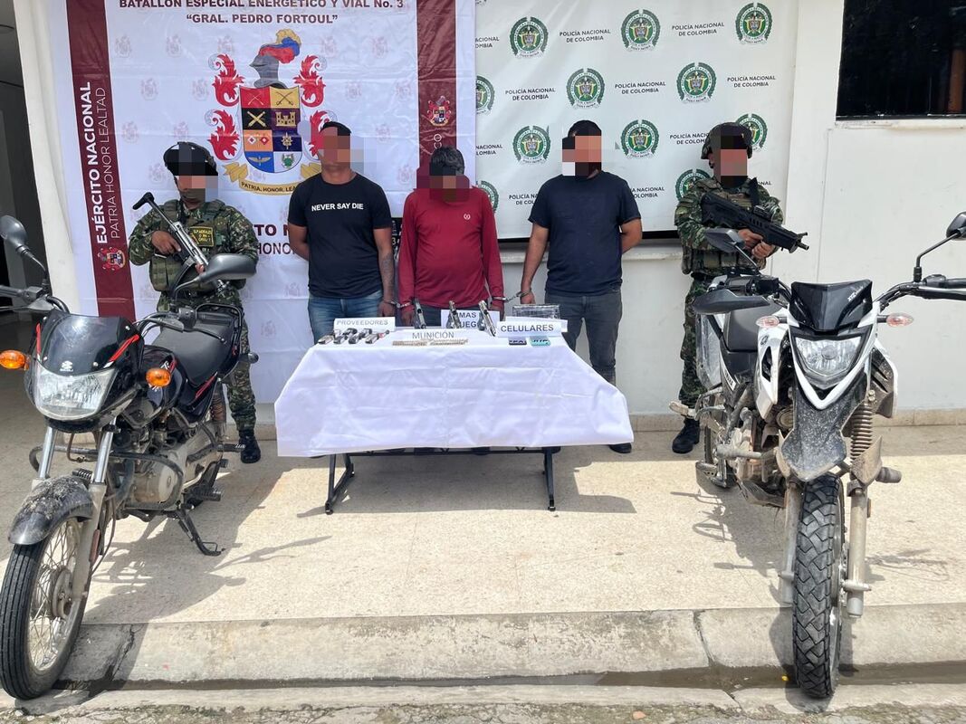 Ejército capturó a tres presuntos integrantes del Clan del Golfo en La Gloria, Cesar