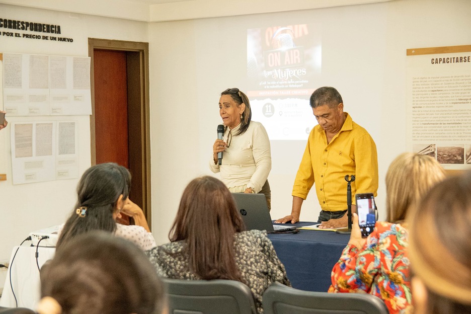 Mujeres que han aportado a la radiodifusión vallenata