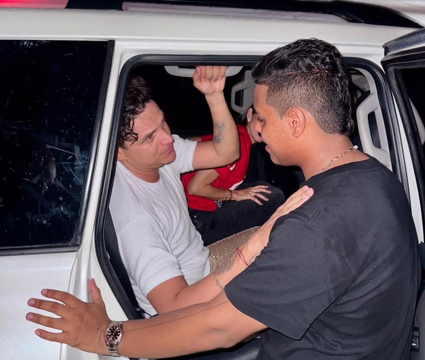 Silvestre Dangond proclama a Haffit David como la nueva promesa del vallenato