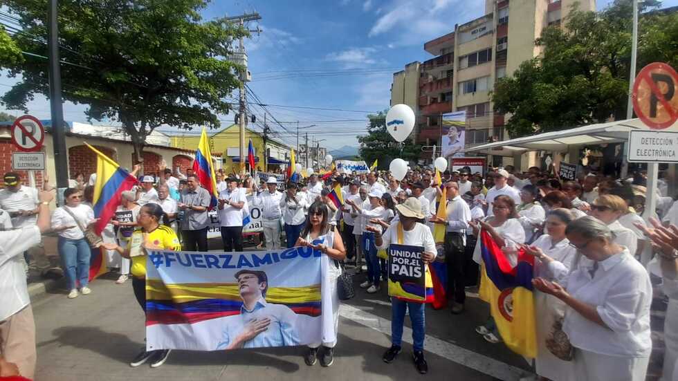 En la Marcha del Silencio participaron varios sectores políticos.