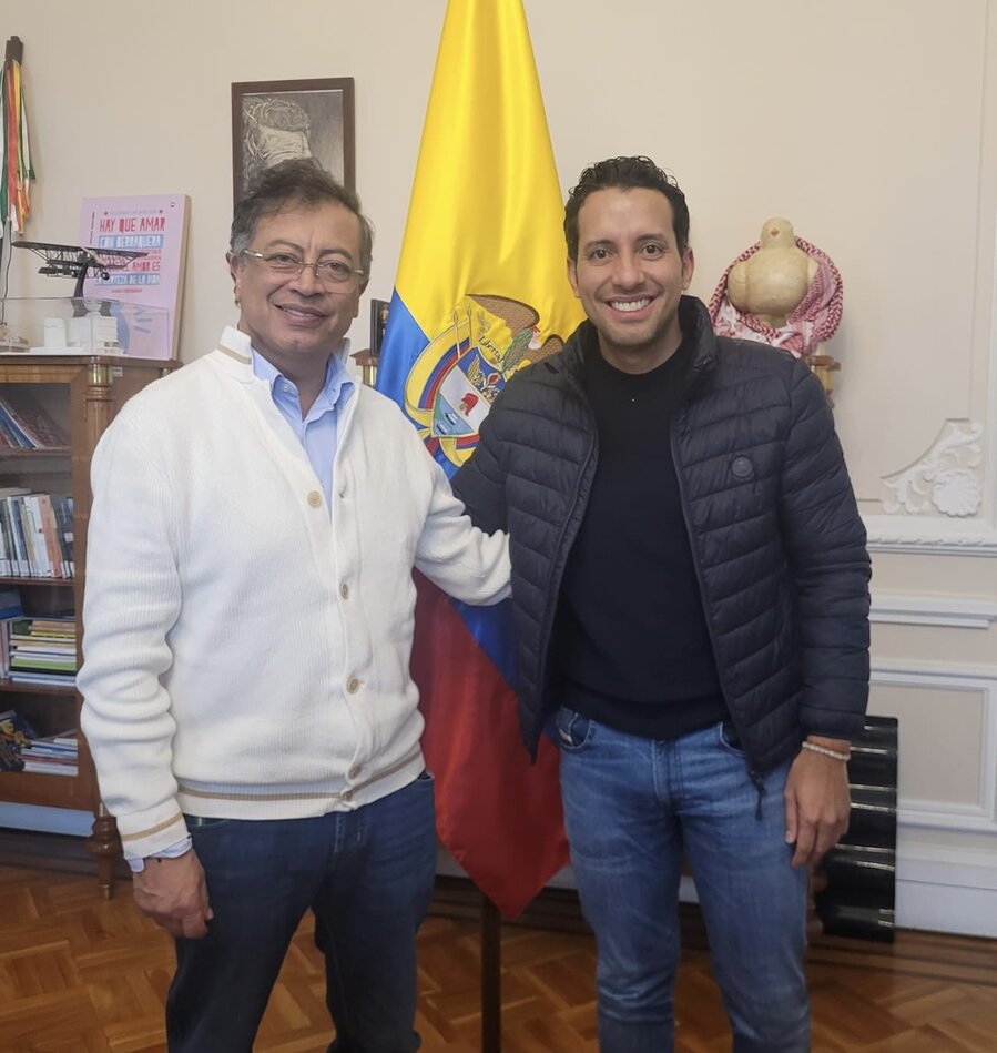 Gustavo Petro y Julián López