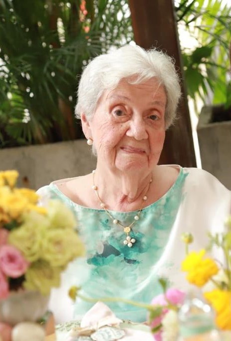 María Elena Castro de Quintero reconocida por su compromiso con el desarrollo cultural y social de Valledupar.