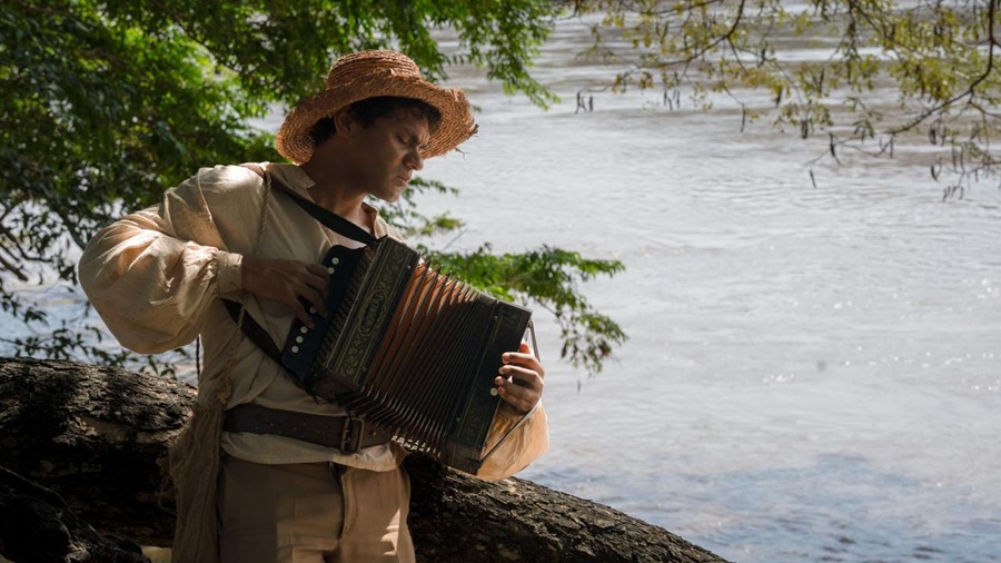 Víctor Navarro protagoniza la serie que narra la vida de Francisco El Hombre: “Un sueño hecho realidad” 