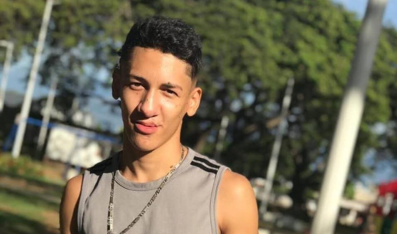 Joven barbero murió en accidente de moto en el barrio Simón Bolívar de Valledupar: dos mujeres resultaron heridas