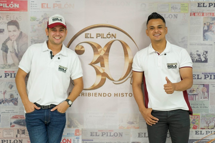 ‘Bola’ Corrales regresa con ‘Presente’, su nuevo álbum en colaboración con cinco acordeoneros tras seis años de receso