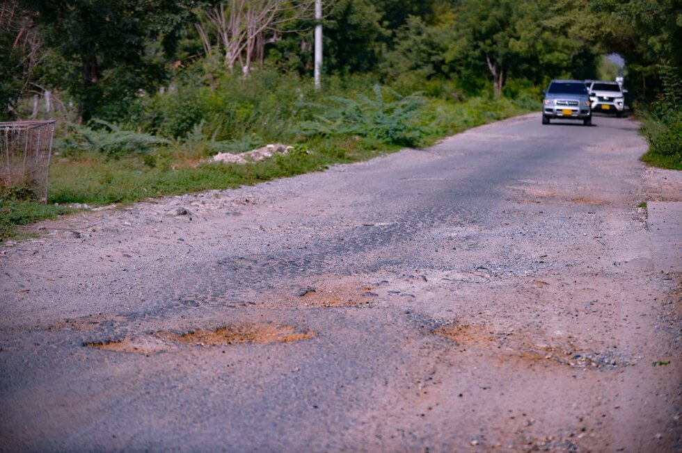 Vía “peligrosa” en Valledupar será renovada: inician obras en carretera rural que conecta Los Corazones con Badillo