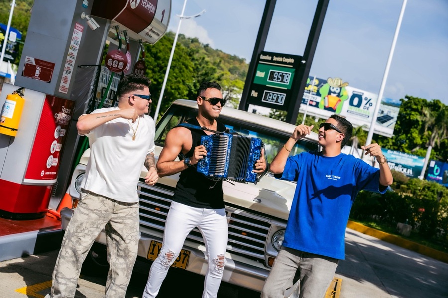 Martín Elías Jr. y Mono Zabaleta lanzan ‘Obvio bobis’, tema que se posiciona entre las tendencias musicales en Colombia