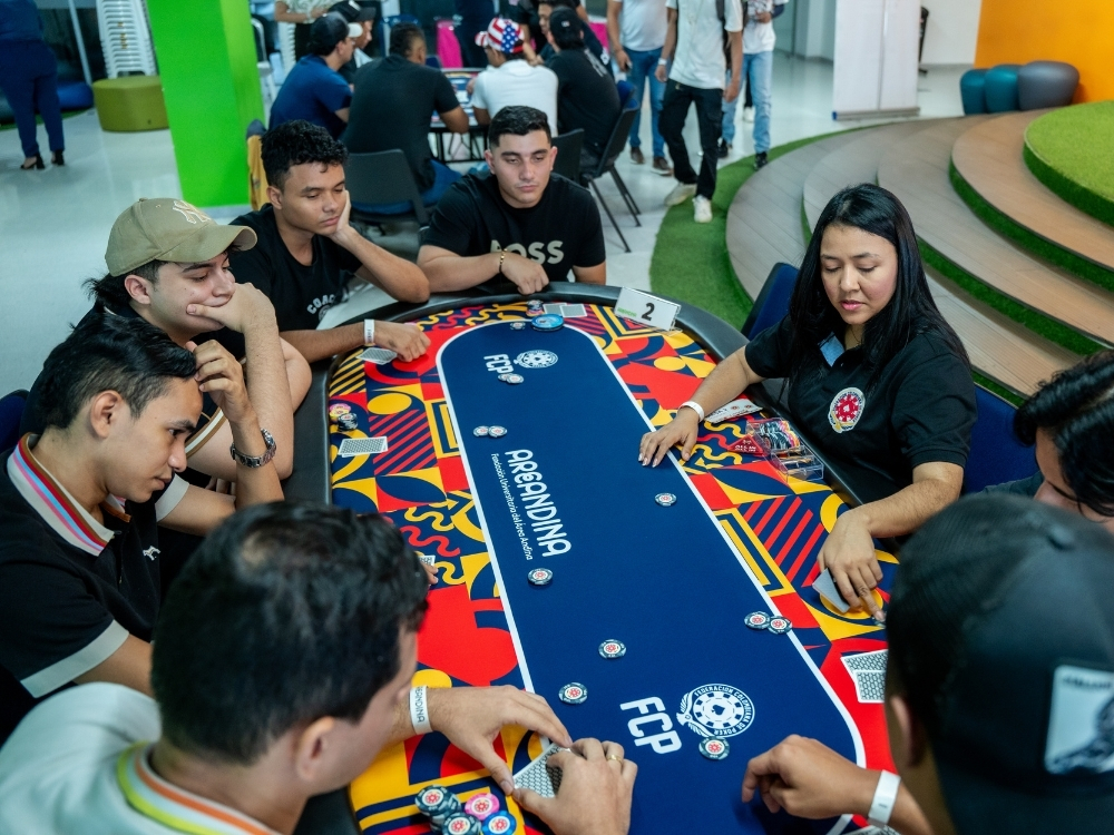 Póker mental rompe prejuicios en universidades del Caribe: así se vivió el circuito nacional desde Valledupar