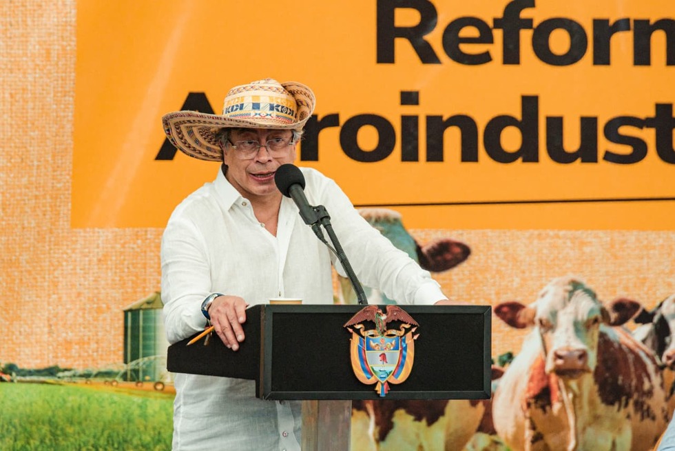 El presidente Gustavo Petro, el jueves 21 de agosto, en acto de entrega de títulos de tierras para 800 familias. / FOTO: Jesús Ochoa.