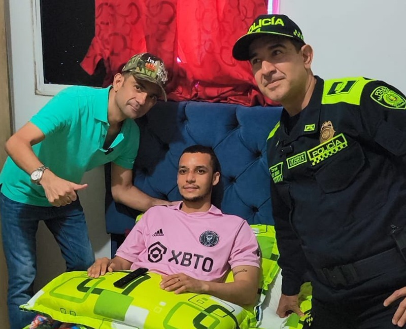Iván Zuleta, visitó a policía herido y envía mensaje de solidaridad en Valledupar