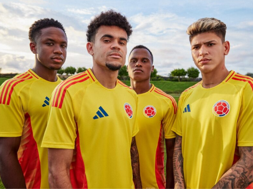 ¿Está inspirada en un vallenato? Esta es la camiseta que usaría Colombia en el Mundial 2026