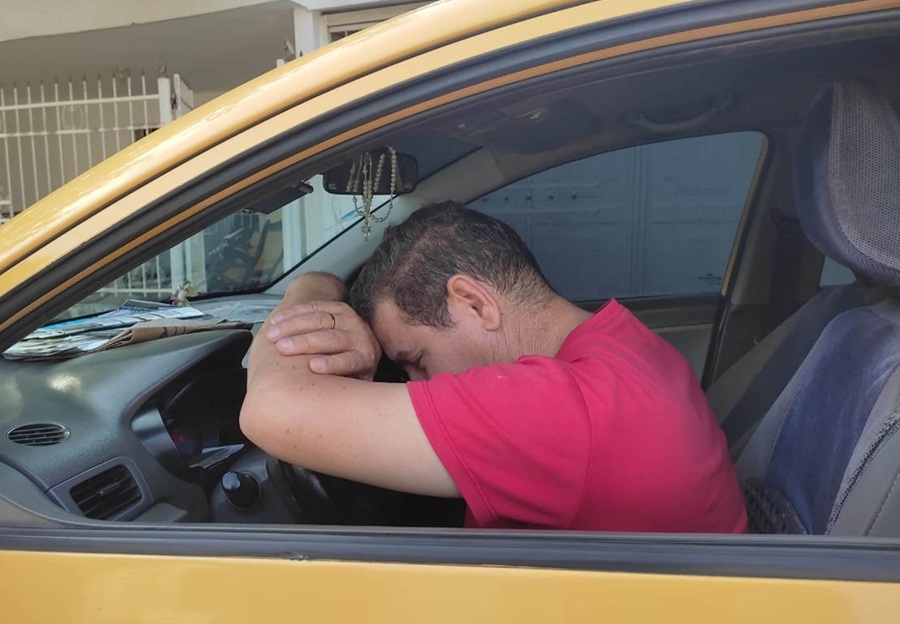 Crónica macondiana: la historia del taxista en Valledupar que se hizo el muerto para salvar su vida de un ladrón