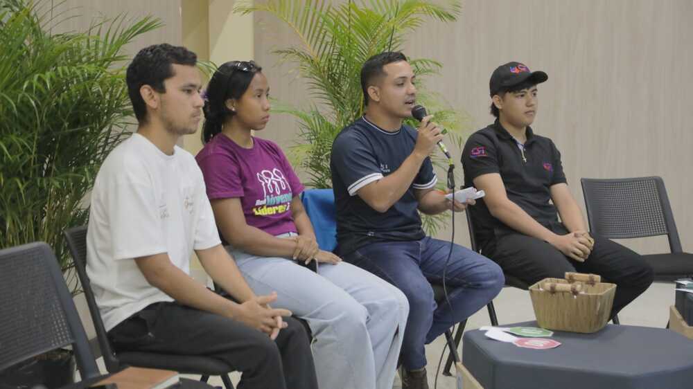 Debate de candidatos al Consejo de Juventud de Becerril priorizó propuestas en educación y emprendimiento