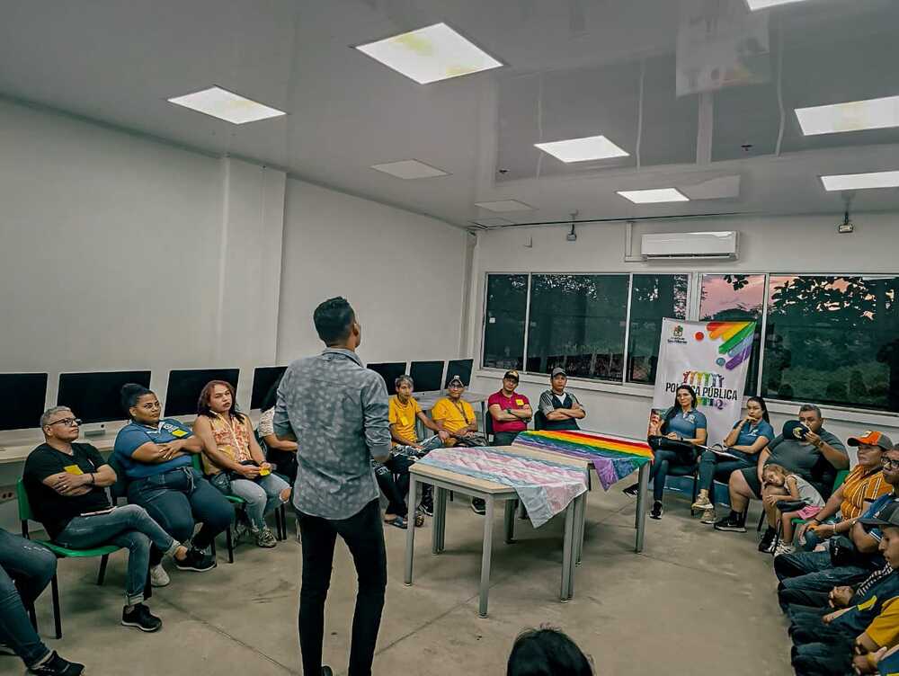 Participantes del programa de mentorías de empleabilidad en San Alberto reciben orientación para fortalecer sus habilidades laborales y de emprendimiento. Foto: Cortesía.