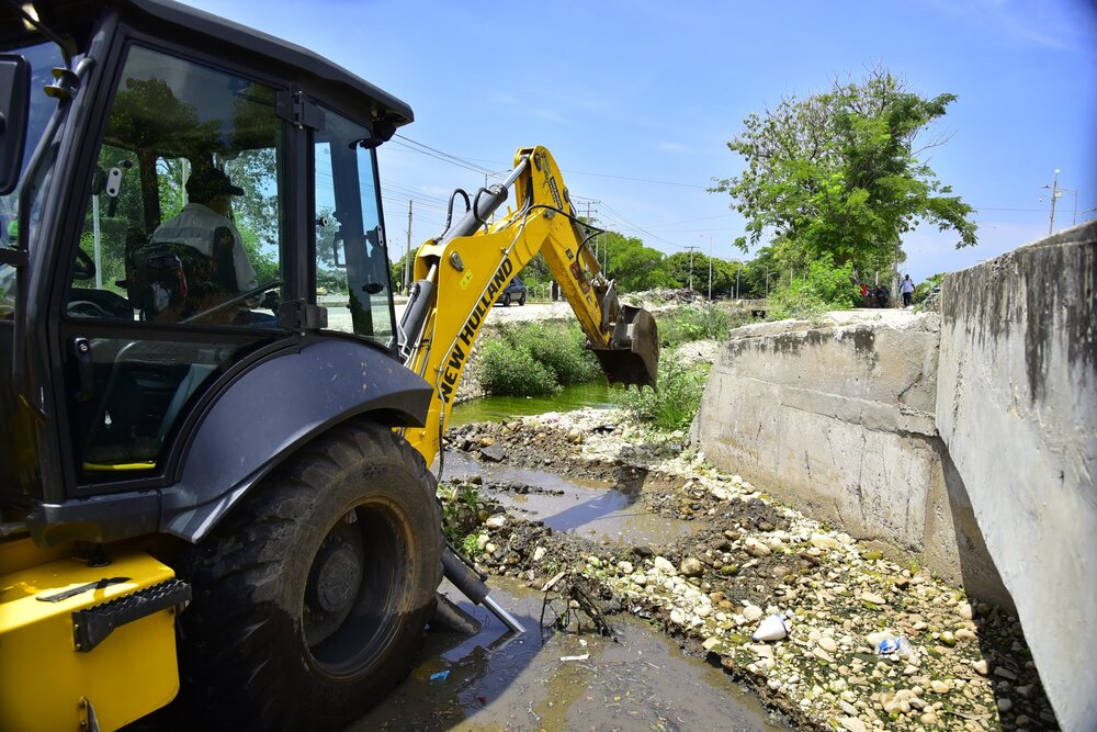 La Alcaldía de Valledupar junto al Escuadrón de Limpieza y Aseo del Norte se preparan para la segunda temporada de lluvias en la ciudad. Foto: Alcaldía de Valledupar.