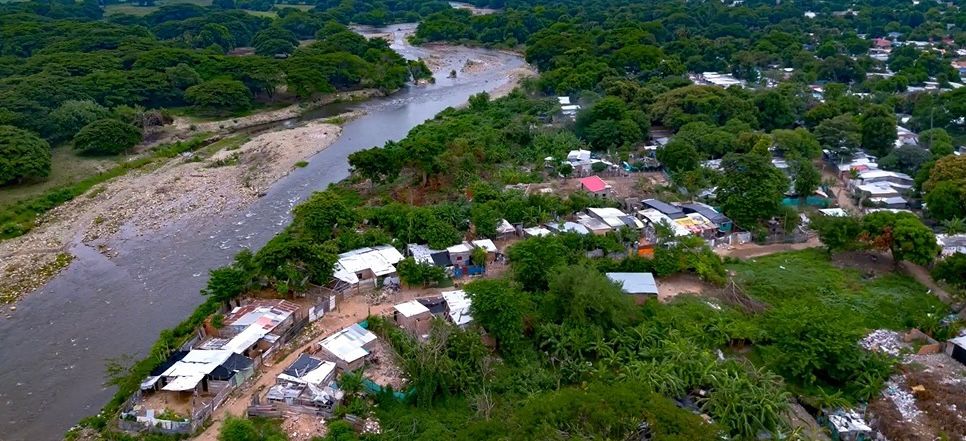 Foto de la margen derecha del río Guatapurí.