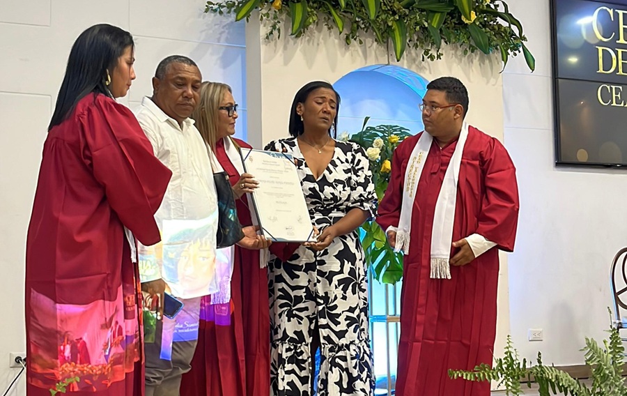 UNAD entregó grado póstumo a Karena Núñez y exigió justicia por su feminicidio en Valledupar