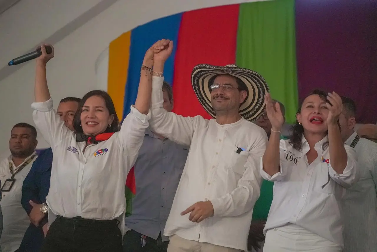 Alexandra-Pineda-e-Iván-Cepeda.