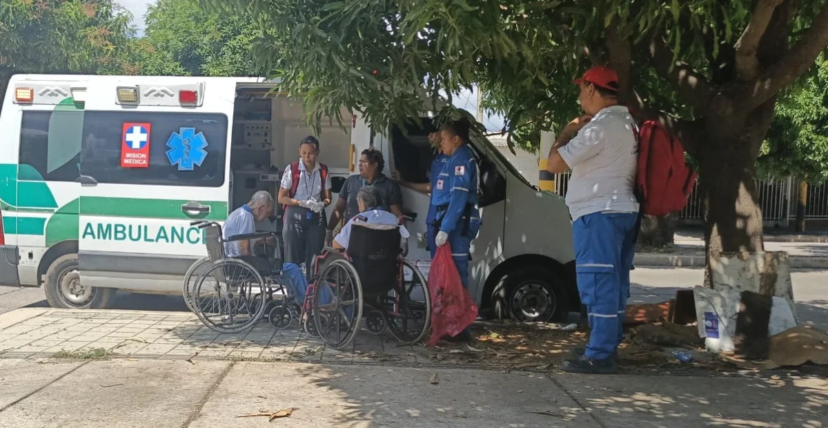 Cuatro adultos mayores siguen hospitalizados tras ataque de abejas africanas en Valledupar; dos están en UCI