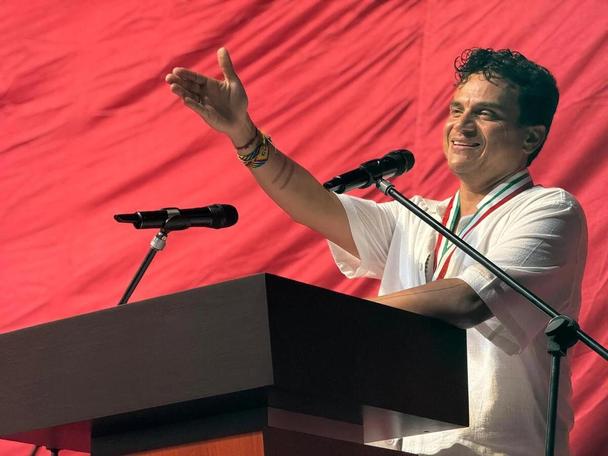 Con lágrimas y aplausos, Silvestre Dangond se convierte en hijo adoptivo de La Paz: “Yo me siento realmente pacífico”