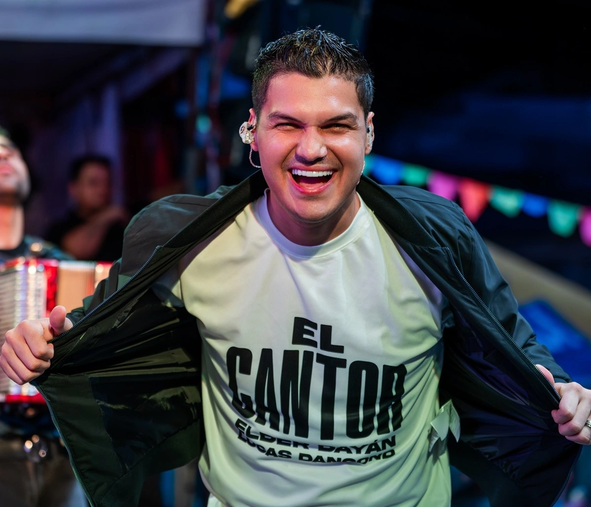 Elder Dayán Díaz lanzó el álbum 'El Cantor' junto a Lucas Dangond en el 2024. FOTO: FACEBOOK ELDER DAYÁN.