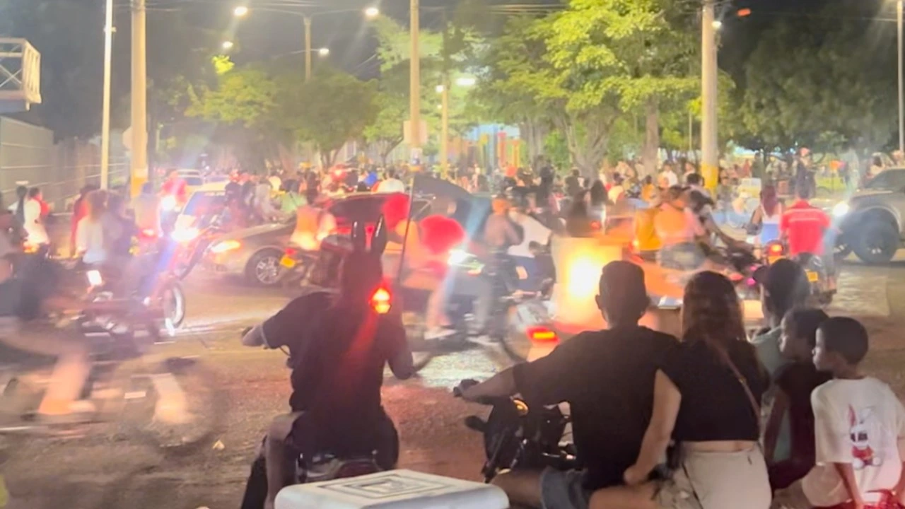 Foto de caravana de motos en Halloween en Valledupar