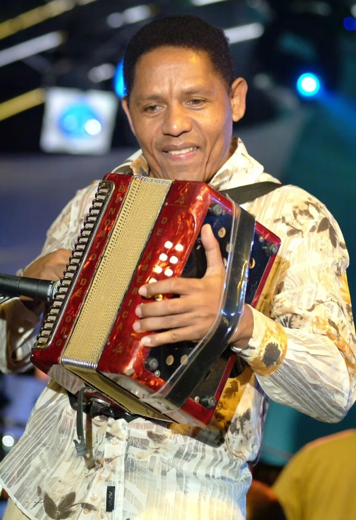 Israel Romero, el ‘Pollo Irra’ que a los 70 años sigue picando fuerte en la historia del vallenato